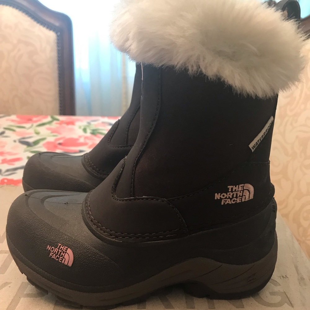 North Face Greenland Zip Winter Boots (Kids Sz 12)